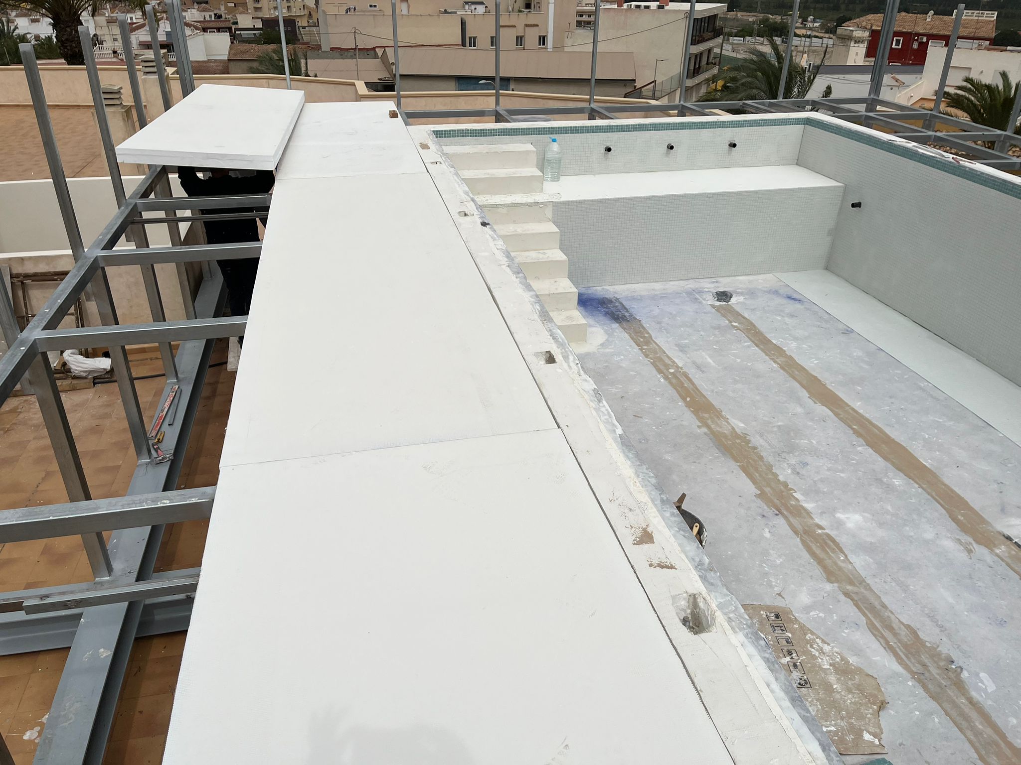 Cerramiento con panelería